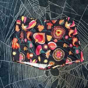 SHEIN Black Floral Print Shorts